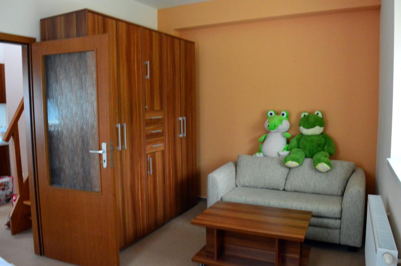 Apartman G4 V Tatranskej Strbe - Apartmanovy Dom Golem Tatranska Strba Buitenkant foto