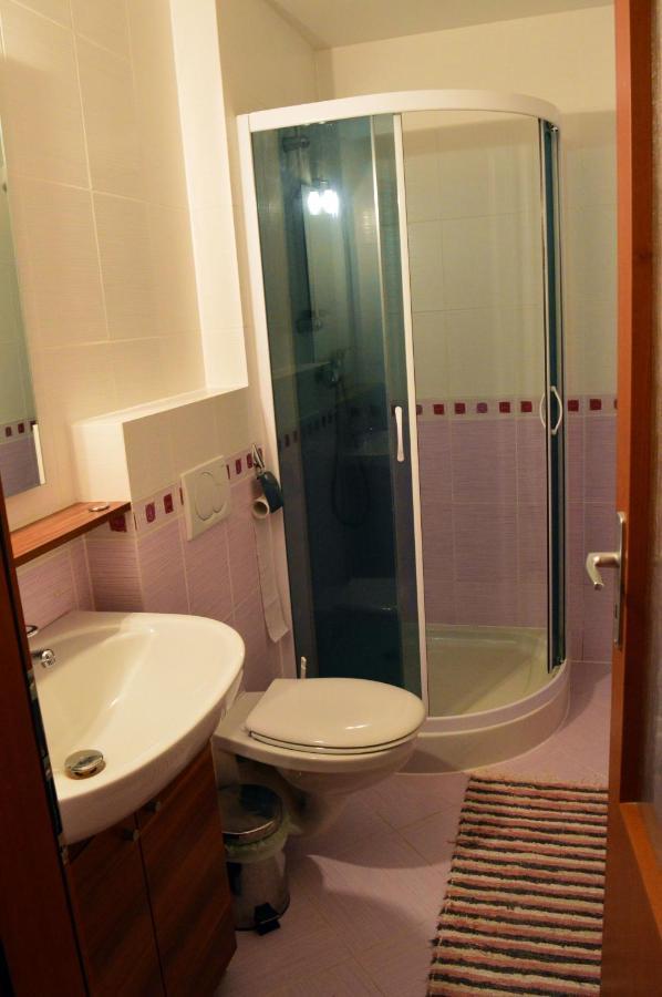Apartman G4 V Tatranskej Strbe - Apartmanovy Dom Golem Tatranska Strba Buitenkant foto