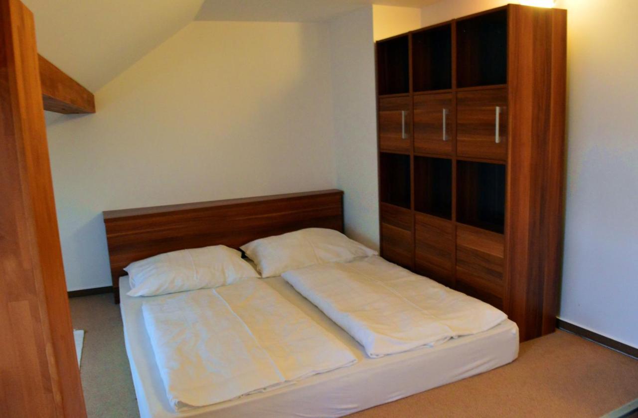 Apartman G4 V Tatranskej Strbe - Apartmanovy Dom Golem Tatranska Strba Buitenkant foto